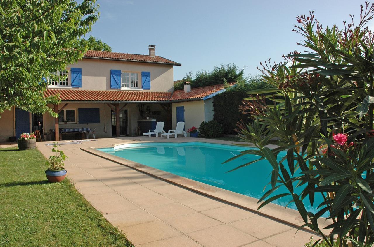 Civrieux Le Relais Du Grand Logis Bed & Breakfast エクステリア 写真