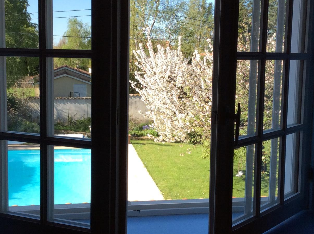 Civrieux Le Relais Du Grand Logis Bed & Breakfast エクステリア 写真