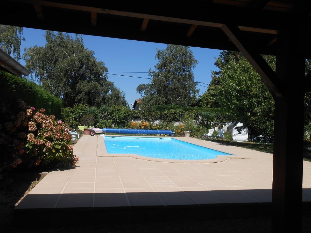 Civrieux Le Relais Du Grand Logis Bed & Breakfast エクステリア 写真