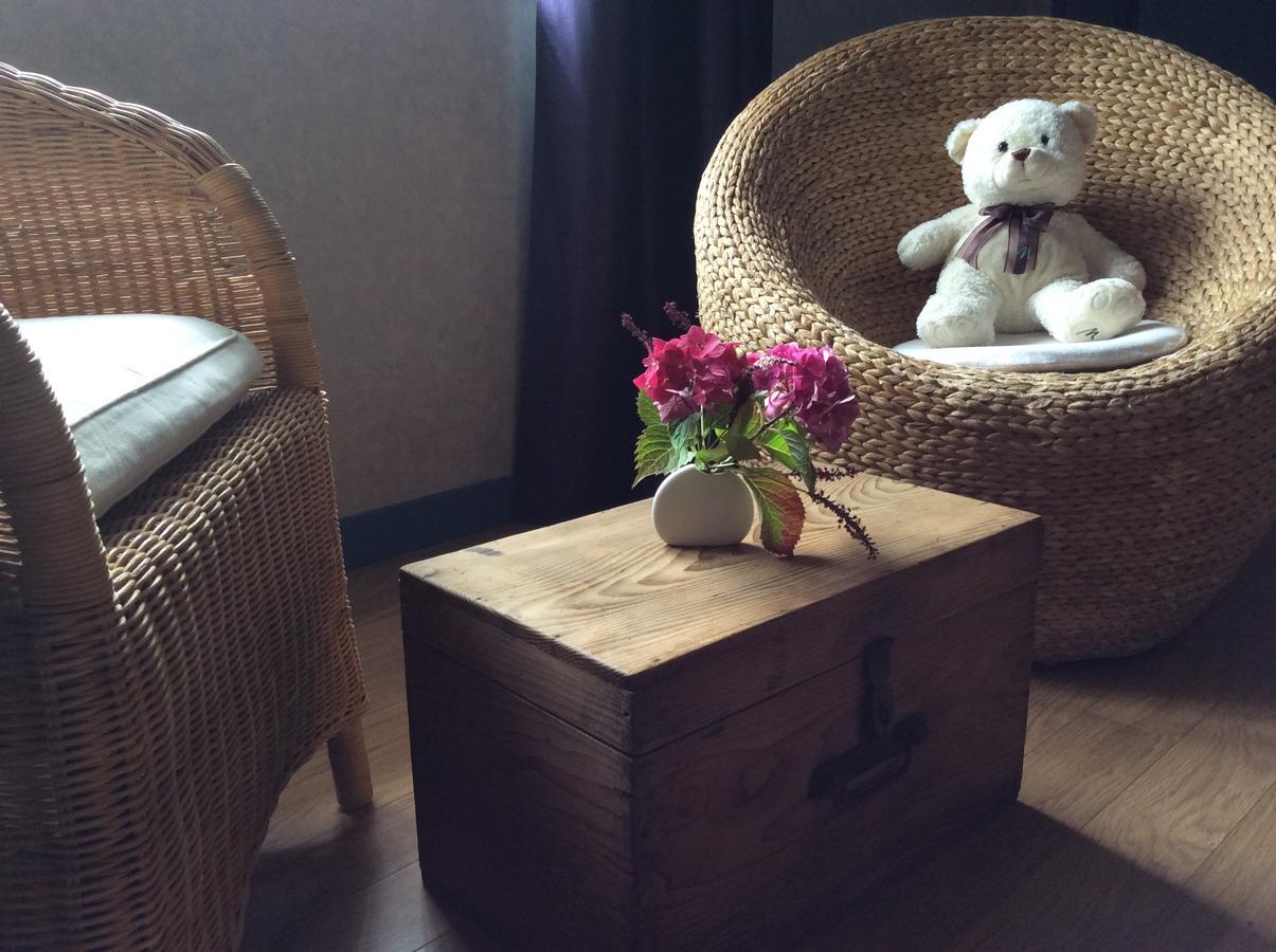 Civrieux Le Relais Du Grand Logis Bed & Breakfast エクステリア 写真