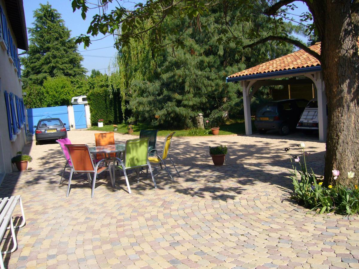 Civrieux Le Relais Du Grand Logis Bed & Breakfast エクステリア 写真